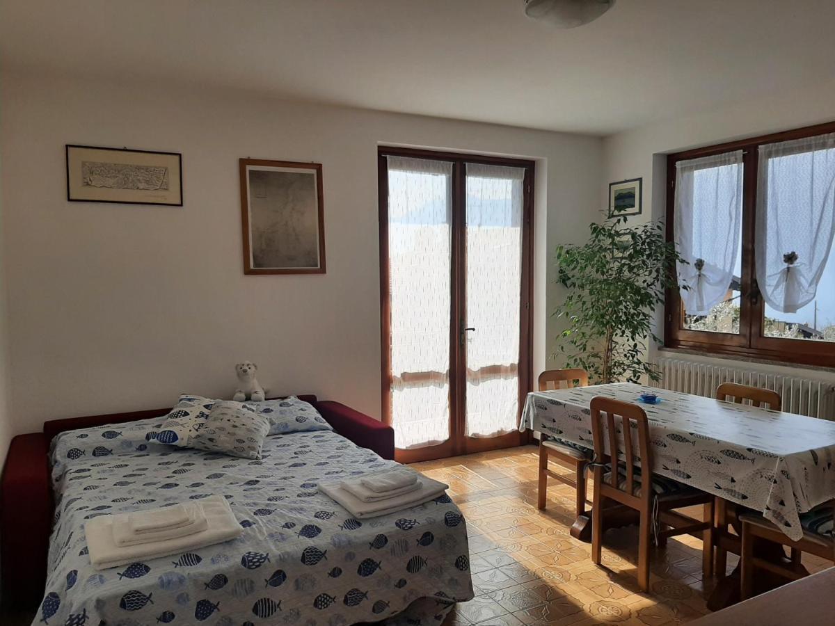 Apartment L'Ulivo Lake View In Private Street Lierna Extérieur photo