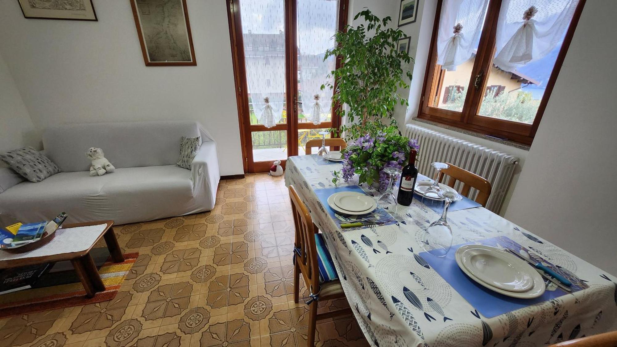 Apartment L'Ulivo Lake View In Private Street Lierna Extérieur photo