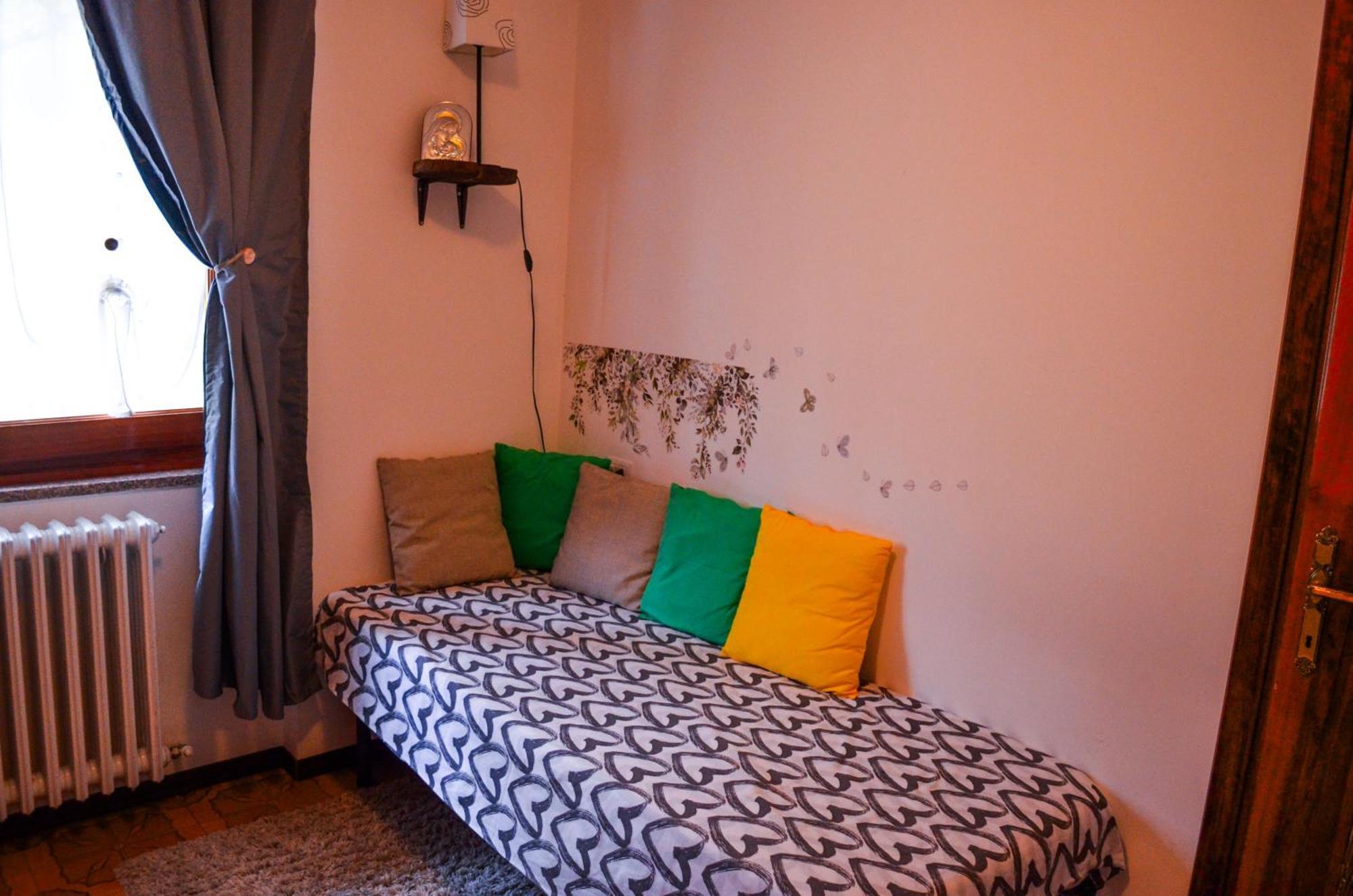 Apartment L'Ulivo Lake View In Private Street Lierna Extérieur photo